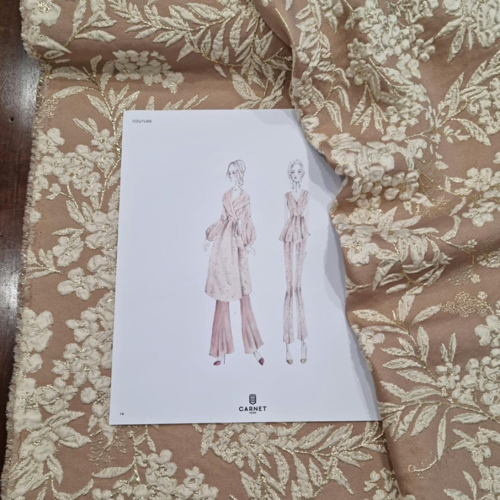 EMANUEL UNGARO 22