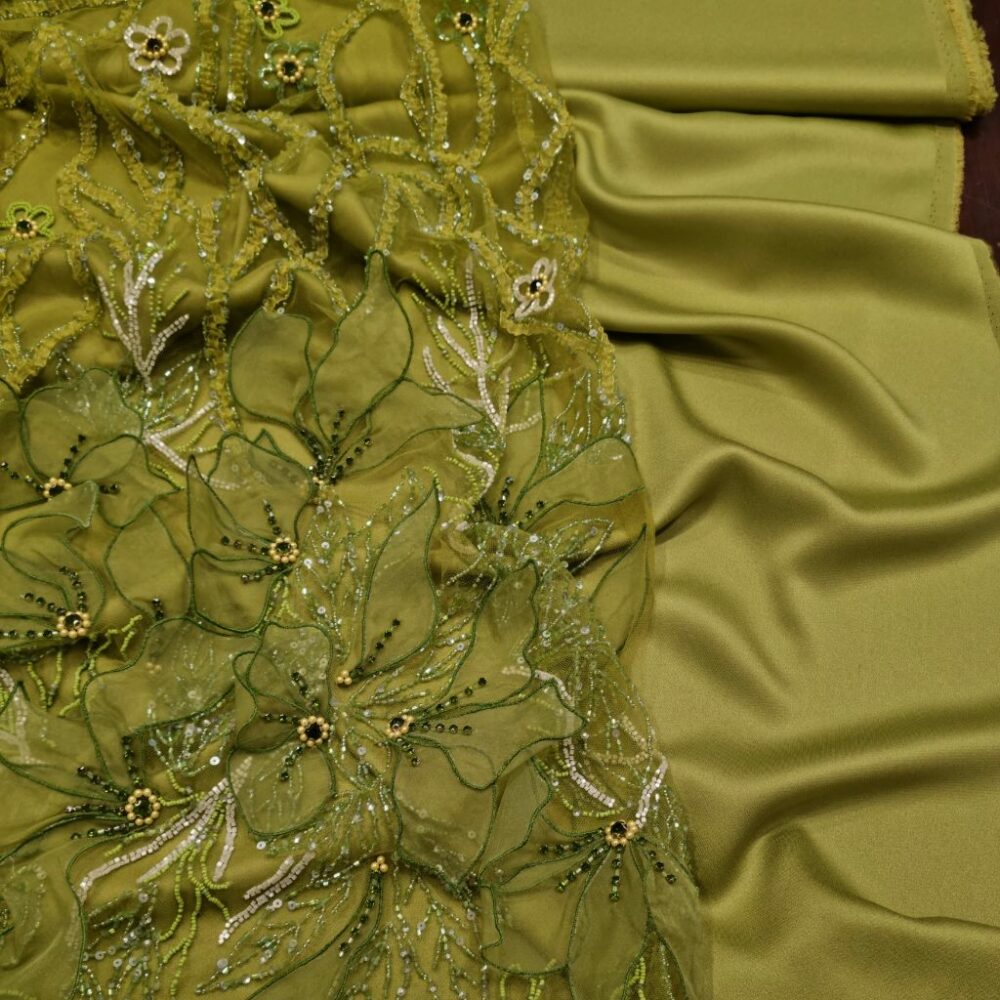 TULLE RICAMATO A MANO ELLIE - immagine 3