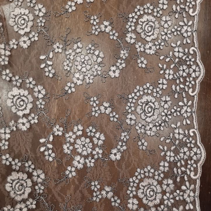 TULLE LAUREN - immagine 4